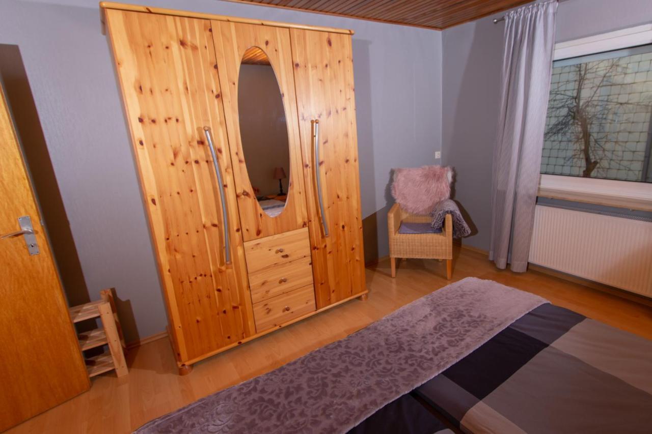 Ferienwohnung Weingut Kdm Креф Экстерьер фото