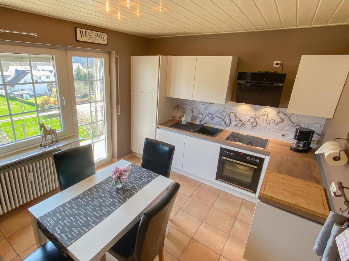 Ferienwohnung Weingut Kdm Креф Экстерьер фото
