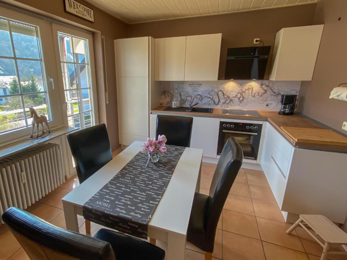 Ferienwohnung Weingut Kdm Креф Экстерьер фото